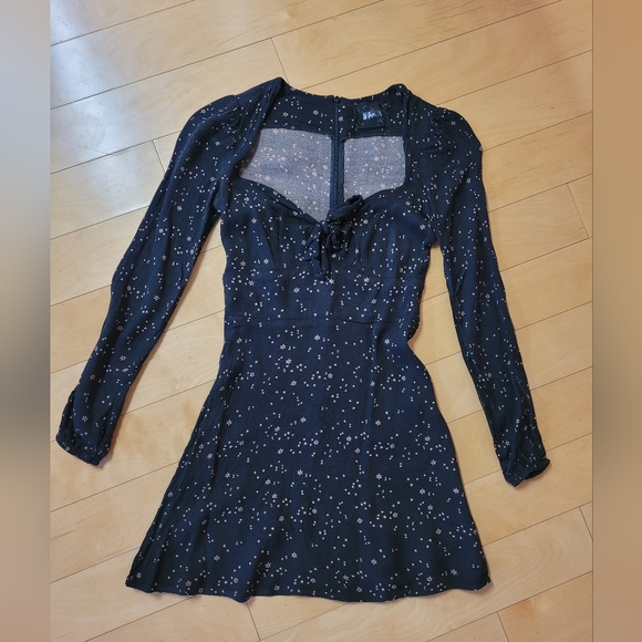 Reformation Dress - Picture 1 of 7